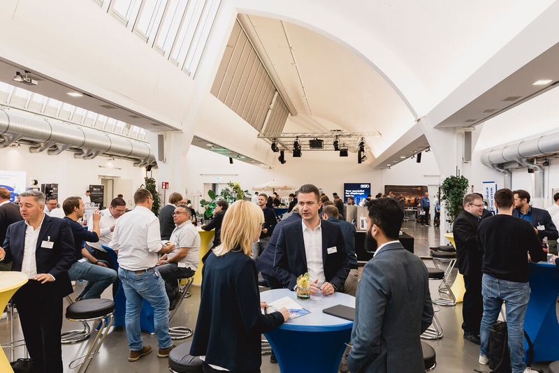 Stoff für angeregte Diskussionen... (Bild: Stefan Bausewein)