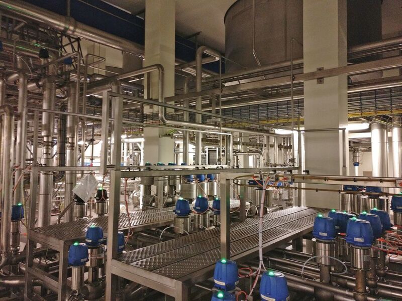 In der Milchpulverfabrik von Vreugdenhil Dairy Foods können 8 t Milchpulver pro Stunde produziert und 1.600.000 l Rohmilch pro Tag verarbeitet werden. (Rockwell)