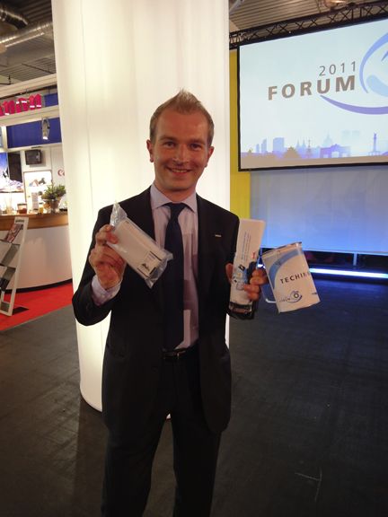 Volker Rotter, EPSON sammelte kräftig Münzen für seine Dose (Archiv: Vogel Business Media)