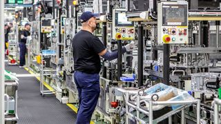Auch Toyota fährt seine europäischen Werke herunter. (Bild: Toyota)
