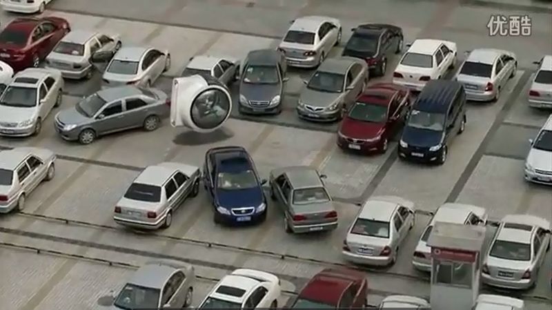 Auch wenn es eng wird, ist das mit dem Hover-Car kein Problem (Volkswagen)