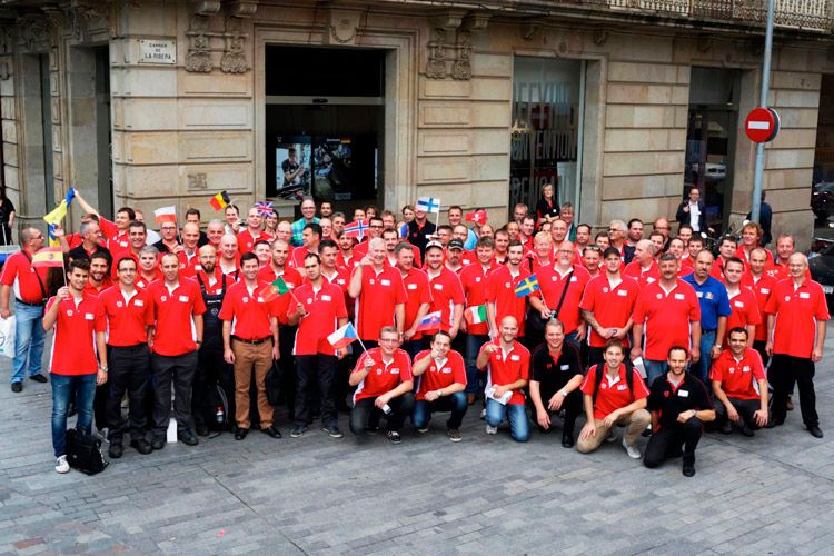 20 Teams aus ganz Europa nahmen am diesjährigen Mazda-Mechaniker-Wettbewerb Maz-Tech teil. (Foto: Mazda)