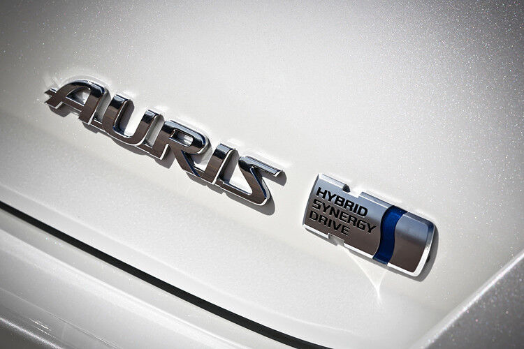 Für das Hybrid-Modell rechnet Toyota mit einem Drittel Verkaufsanteil und verdeutlicht so die Bedeutung der Hybriden für das eigene Geschäft. Für den EU-Markt planen die Japaner einen Absatz von 115.000 Fahrzeugen – und damit einen Anteil der Hybriden von 15 Prozent am Gesamtabsatz. (Foto: Toyota)