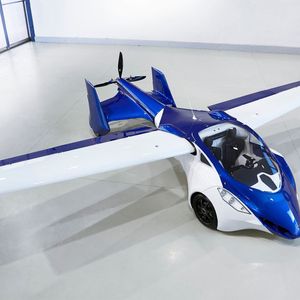 ... ein Flugzeug. 2020 soll das Aeromobil in Serie gehen.(Bild:  Aeromobil)