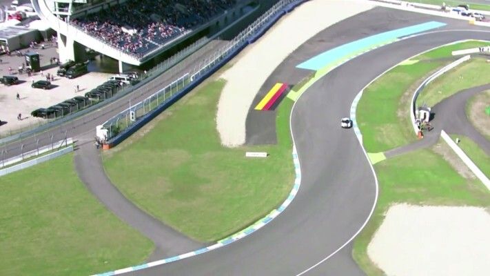 Der Audi RS 7 concept am Limit: fahrerlos rund um den Hockenheimring (Audi)