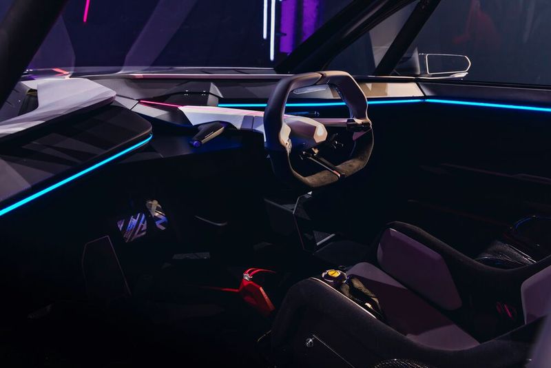 Das Cockpit fällt eher minimalisitsch aus. (Bild: Autoren-Union Mobilität/Alpine)