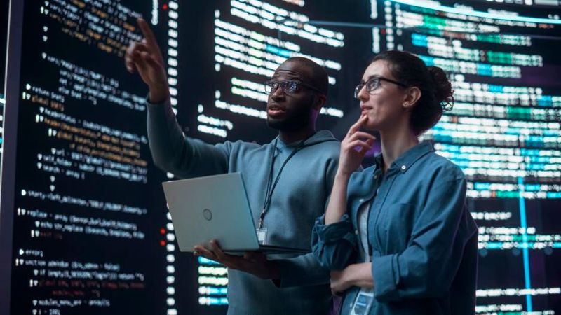 Onapsis und Microsoft bündeln ihre Kräfte, indem sie ein integriertes SAP-Sicherheitsmonitoring für schnellere SOC-Reaktionen zur Verfügung stellen. Dieses soll mehr Überblick und schnelles Handeln ermöglichen.(Bild: ©  Gorodenkoff - stock.adobe.com)