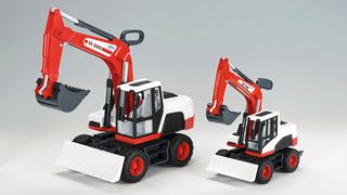 The toy mobile excavator "Bruder Roadmax" by Bruder Spielwaren GmbH + Co. KG (original on the left) was blatantly copied by a Chinese manufacturer. (Image:Aktion Plagiarius e.V.)