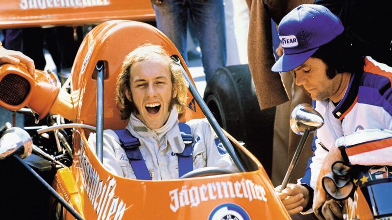 Als Rennfahrer für Rundstrecken engagierte die BMW Motorsport GmbH unter anderem Hans-Joachim Stuck.  (Bild: BMW AG)