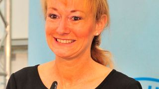 BFC-Geschäftsführerin Sylvia Gerl begrüßte die Gäste der feierlichen Zeugnisübergabe. (Büttner)