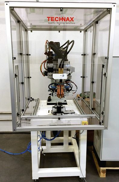 Basis dieses Anwendungsszenarios ist ein Schweißroboter mit vier Achsen, der manuell bestückt wird. (Bild: Technax)