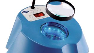 Stuarts jüngster Kolonienzähler verfügt erstmalig über LED-Beleuchtung.  (Bild: Bibby Scientific)