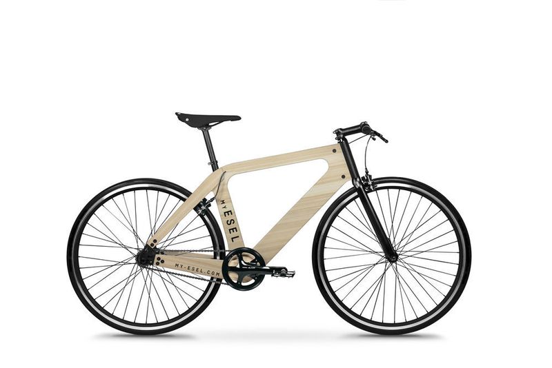 My Esel wurde 2018 für das innovative Konzept als Gesamtsieger mit dem ISPO Brandnew 2018 Award für besonders innovative Start-Ups ausgezeichnet. (My Esel)