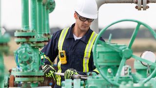 Honeywell geht davon aus, dass die Verwendung tragbarer Technologie in den kommenden Jahren dramatisch zunehmen wird, bis zu dem Punkt, an dem es unvorstellbar wird, dass ein Mitarbeiter sie nicht verwendet. (Honeywell)