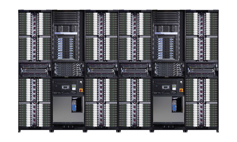 Zwei Apollo-8000-Systeme mit jeweils 144 Servern. (Bild: HP)