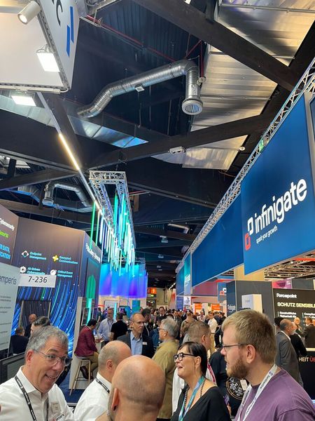 Kaum noch ein Durchkommen in den vier Hallen, die die it-sa inzwischen belegt. (Bild: Vogel IT-Medien)