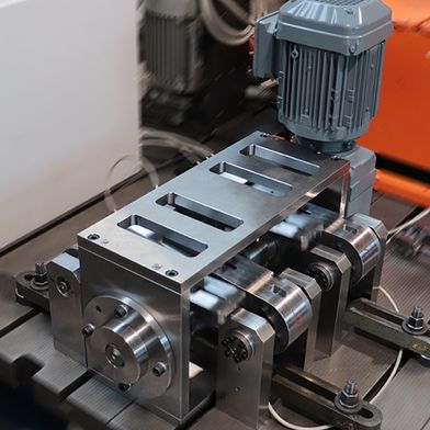 Die Fertigung der SFB-Freiläufe von RINGSPANN unterliegt den unternehmenseigenen, strengen Qualitätsstandards. Das Bild zeigt einen Freilauf-Prüfstand.  (Bild: Ringspann GmbH)