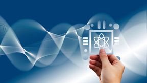 Nvidia is investing 4 billion US dollars in silicon photonics. The aim is to avoid an impending bottleneck in the AI infrastructure. (Image:freely licensed)