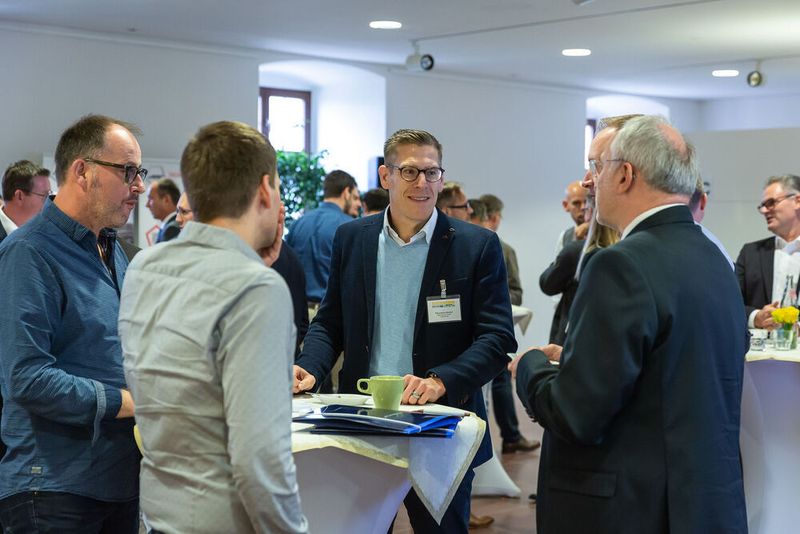 Impressionen der Förderprozessforen 2019: Beim Pumpen- und Schüttgut-Forum diskutieren Experten an zwei Tagen über Probleme bei Förderprozessen. Dabei steht der praxisorientierte Austausch und die gemeinsame Lösungsfindung im Vordergrund des Netzwerktreffens der Pumpen- und Schüttgut-Community. (Stefan Bausewein / PROCESS)