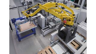 Über eine Schnittstelle lässt sich das Pal-Cut-System ohne Einschränkung mit Verpackungsrobotern in automatischen Palettieranlagen verbinden.Bilder: Dansk Mink Papir (Archiv: Vogel Business Media)