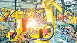 Gezielt versorgt: Die Steuerungseinheit für die Bewegung ist mit jedem Aktor separat verkabelt; Endeffektoren benötigen ein eigenes Kabelbündel. (Infineon)