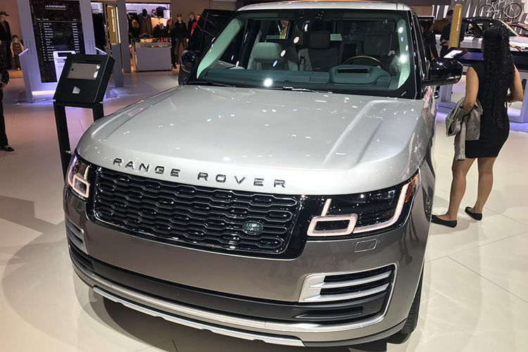 SV Autobiography heißt die luxuriöseste Variante des Range Rover, die Land Rover in der neuesten Version in Los Angeles vorstellt. (Grundhoff)