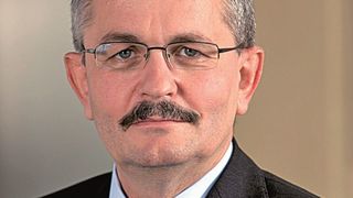 VBW-Hauptgeschäftsführer Bertram Brossardt: „Wir fordern den zügigen und flächendeckenden Ausbau einer hochleistungsfähigen IT-Infrastruktur für Unternehmen.“ (Bild: VBW)