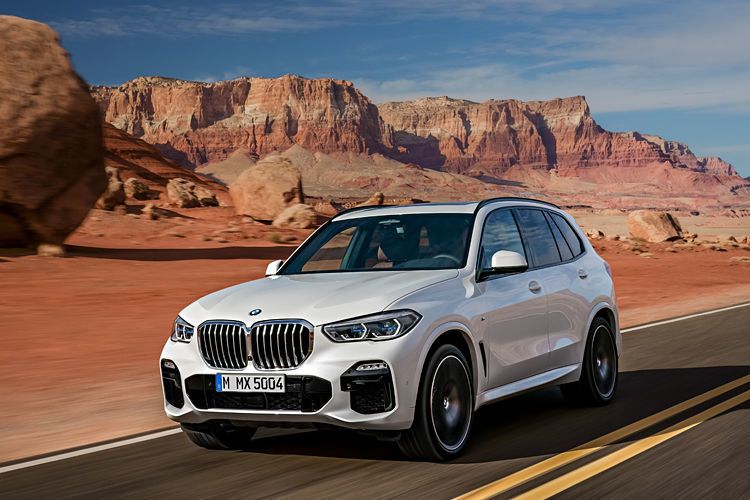 Wie künftig alle Modelle vom 3er bis zum Luxus-SUV X7 steht der X5 auf der neuen Modularen Plattform der Marke. (BMW)