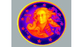 Die digital-holografische Messtechnik kann mikrometerfeine Strukturen in weniger als einer Sekunde erfassen. Hier ein kleiner Überblick von den damit sich beschäftigenden Experten, des Fraunhofer-Instituts für Physikalische Messtechnik. (Bild: Fraunhofer-IPM)