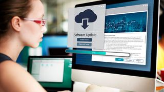 Software-Anbieter müssen Änderungs- und Kündigungsrechte in den Verträgen aktualisieren und auch die Weiterverwendung von Daten jetzt besonders unter die Lupe nehmen. (Bild: Rawpixel.com - adobe.stock.com)
