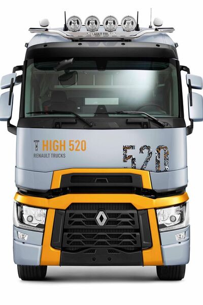 Im Außenbereich ist die individuelle Gestaltung von Kühlergrill und Spiegeln in zwei Farben (schwarz und orange glänzend) für die Renault Trucks T und T High 2020 weiterhin erhältlich. (Renault)