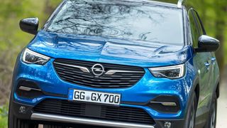 Nach dem kleinen Crossland X bringt Opel den größeren Grandland X. (Opel)