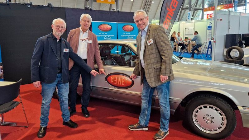 Der Bundesverband Oldtimer-Youngtimer e.V. (Deuvet) stimmte sich kürzlich mit dem Bundesministerium für Verkehr ab und präsentiert sich mit Erfolg auf der Retro Classics Stuttgart. (Bild:  Deuvet)