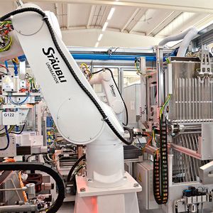 Die weltweit erste Anlage für die hochkomplexe Montage von Spiraltuben ist Beweis dafür, dass Automation in immer anspruchsvoller Bereiche der Medizintechnik vordringt.