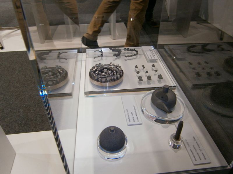 Trumpf präsentierte auf der ersten formnext das wieder erwachte und optimierte Know-how in Sachen additiver Fertigung via Laserstrahlsystemen. (Bild: Königsreuther)