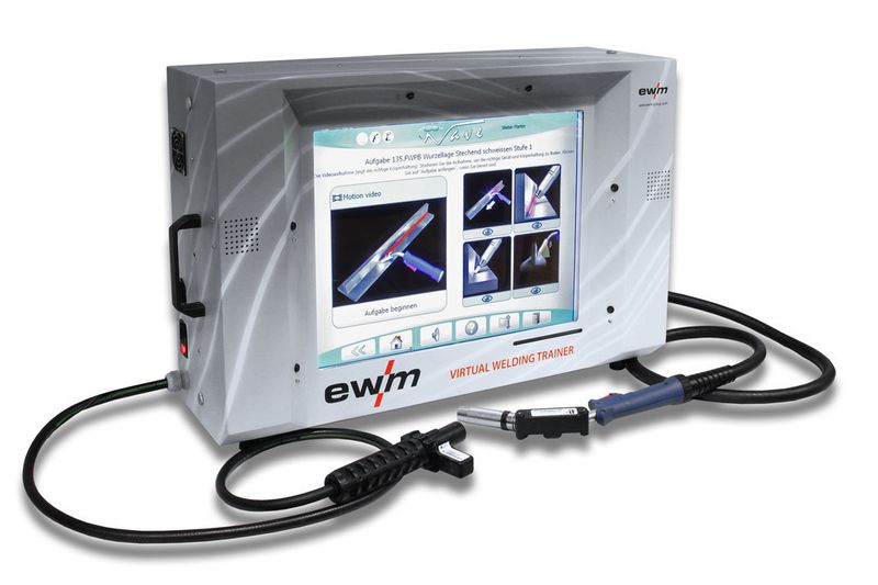 Mit dem Virtual Welding Trainer können in der Aus- und Weiterbildung Schweißkenntnisse aufgefrischt und vertieft sowie komplexer Schweißaufgaben trainiert werden. (Bild: EWM Hightec Welding)