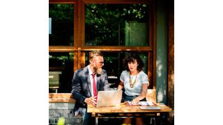 Die übergreifende Zusammenarbeit und Transparenz in allen Ebenen sind zwei zentrale Anforderungen an Unternehmen in Zeiten der Digitalisierung.  (gemeinfrei)