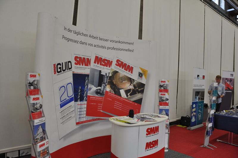 Die Tischemesse wurde rege genutzt, um Firma und Produkte zu präsentieren und um sich auszutauschen. (Bild: Reinshagen)