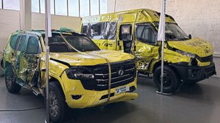 Gepanzerte Sonderfahrzeuge nach dem Beschusstest. Auch das gehört zum breiten Spektrum der Carl Friederichs GmbH. (Bild: Otto - VCG)