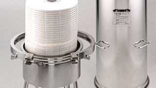 Becodisc-Tiefenfiltermodule im Beco-Integra-Disc-Gehäuse mit erhöhtem Rand. (Eaton)