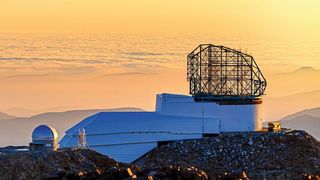 Das Large Synoptic Survey Telescope in Chile wird mit der größten Digitalkamera der Welt ausgestattet. Dort kommen präzise Antriebe zum Einsatz. (Gianluca Lombardi/Large Synoptic Survey Telescope)