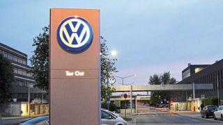 Der Volkswagenkonzern kann sich zunehmend wieder auf seine Produkte konzentrieren. Die juristischen Altlasten des Dieselgate sind überwiegend bereinigt. (Bild: Rehberg / »kfz-betrieb«)