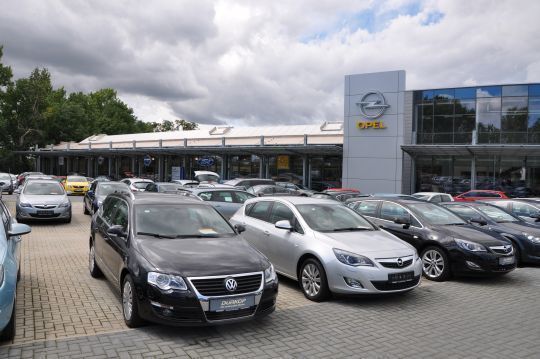 In der Unternehmenszentrale in Braunschweig bietet Dürkop das komplette Fahrzeugangebot des großen Markenportfolios. (Richter)