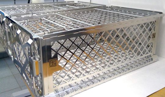The new workpiece carrier system from LK Mechanik is designed for the efficient cleaning of components with film-like contamination. The new workpiece carrier system from LK Mechanik is designed for the efficient cleaning of components with film-like contamination.