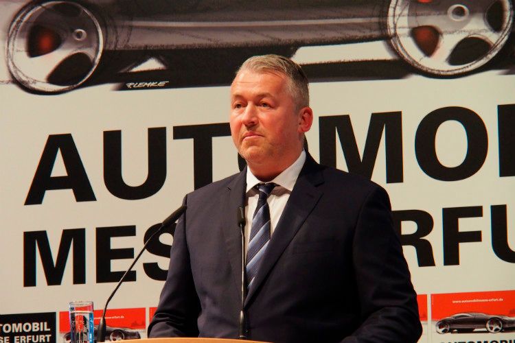 Messe-Chef Matthias Andrzejak bedankte sich vor allem bei den Ausstellern der ersten Stunde für ihre Treue. (Stephan Richter)