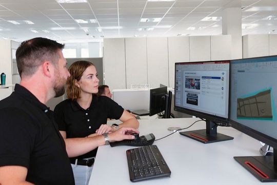 The starting point for the project was customised programming and CAM simulation. The basis for a powerful and robust complete solution is the perfect interaction of machine, tool and process. This ensures that every detail is optimised for performance and reliability and that machining is designed for maximum productivity.(Source:  MAPAL Dr. Kress SE & Co. KG)