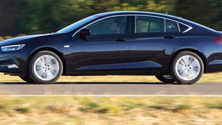 Nachdem im Insignia der 260 PS starke 2,0-Liter-Motor entfallen ist, rückt nun an die Spitze der Benzinmotorisierungen ein 1,6-Liter-Aggregat. (Opel)