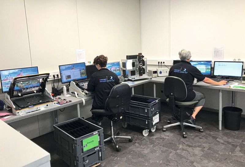 Prüffeld: Alle Produkte von Concept Electronic erhalten einen 100%-Check. (Bild: Markus Kessler, Concept Electronic)