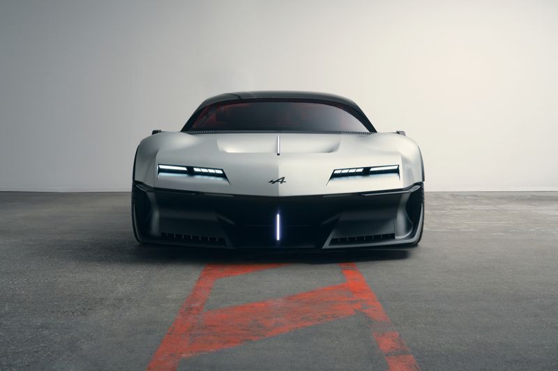Das Fahrzeug wurde auf der neuen „Alpine Performance Platform“ entworfen. (Bild: Alpine)