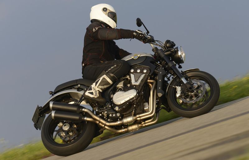 Die Horex VR6 Roadster ist mittlerweile unterwegs. (Bild: Horex)